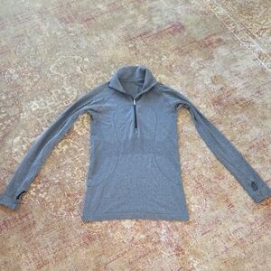 Lululemon Athletica 3/4 Zip Long Sleeve Pullover